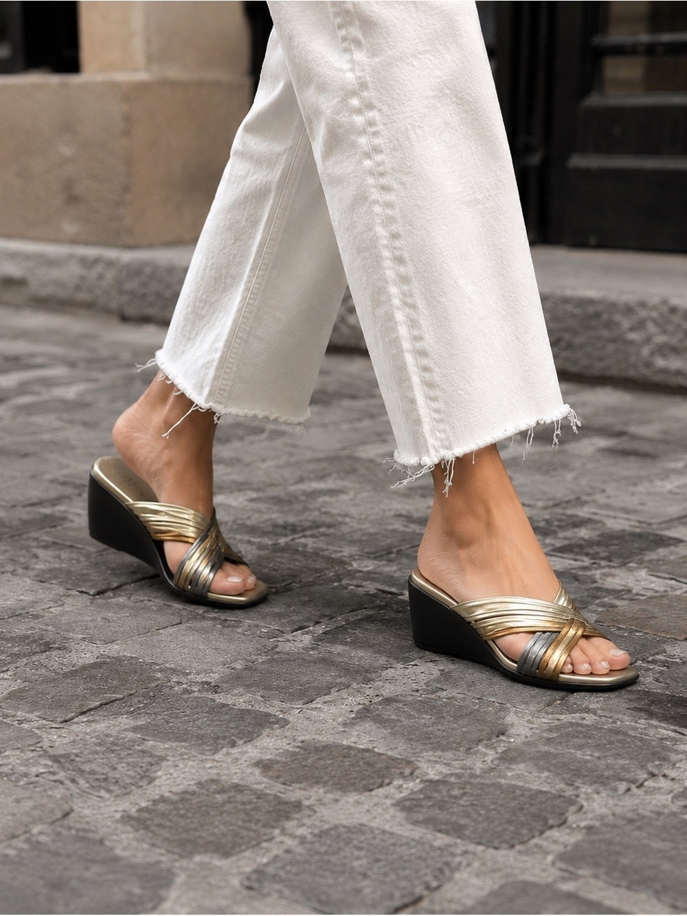 ITALIAN SHOEMAKERS Gold/Bronze/Silver Braided Boho Slide Mules Sz 5 Classy Comfy